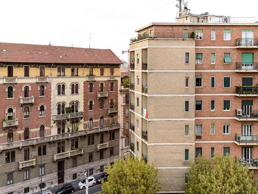 Immagine 10 di Camera in affitto  in Viale Emilio Caldara24a a Milano