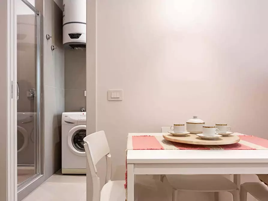 Immagine 11 di Appartamento in affitto  in Via Salasco5 a Milano