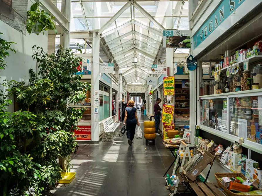 Immagine 25 di Appartamento in affitto  in Via Luca della Robbia19 a Roma