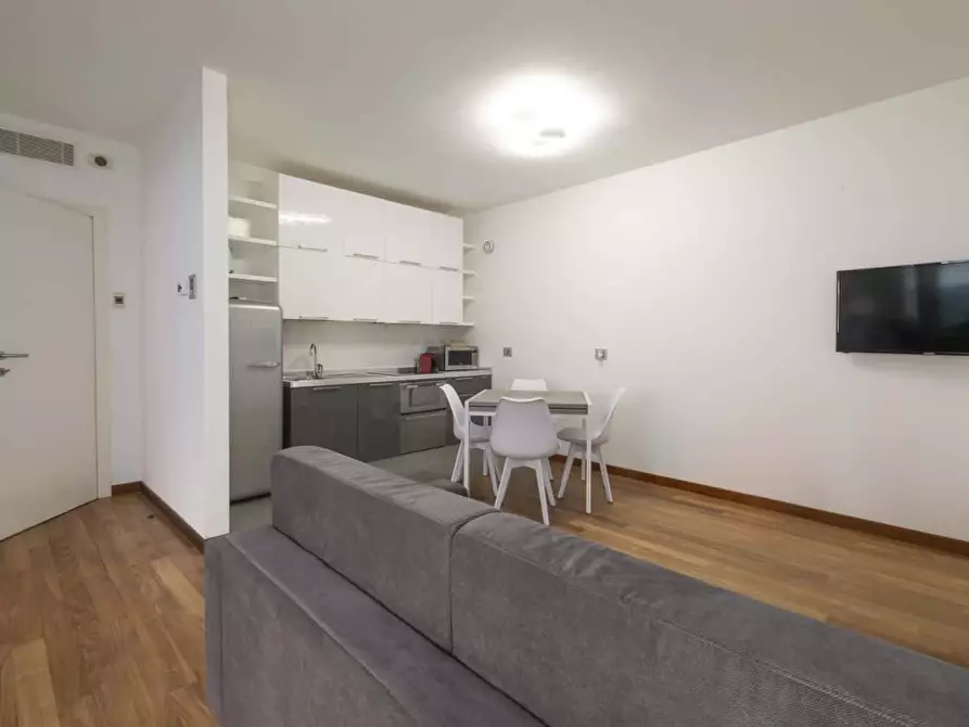 Immagine 11 di Appartamento in affitto  in Via Lodovico Muratori9 a Milano