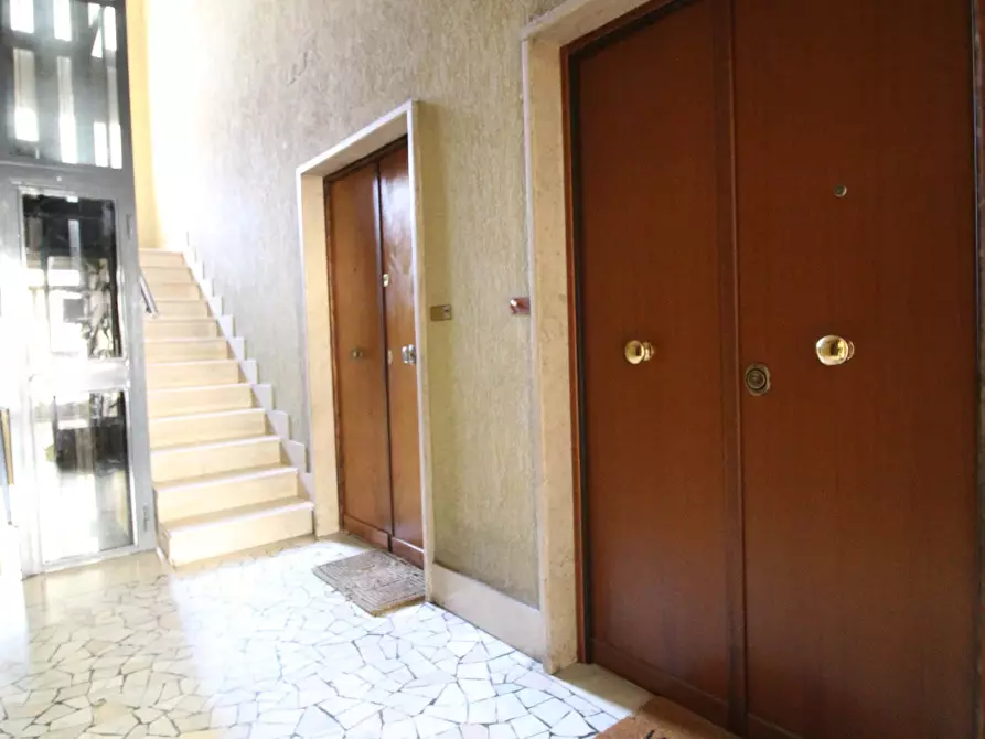 Immagine 22 di Appartamento in affitto  in Via dei Gozzadini31 a Roma