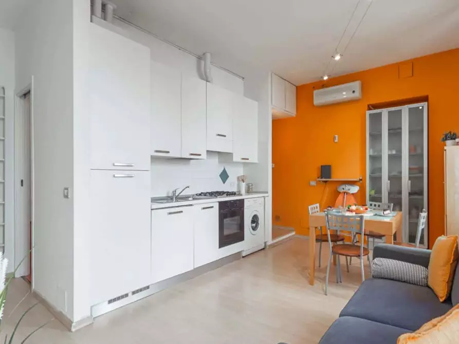Immagine 1 di Appartamento in affitto  in Via Antonio Fogazzaro8 a Milano