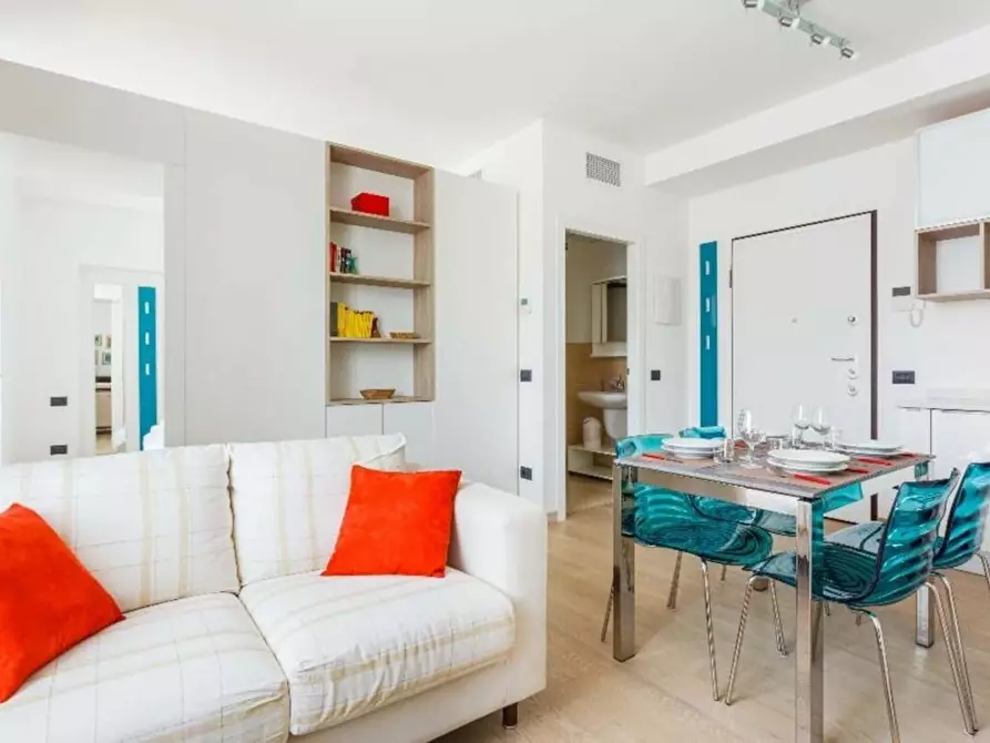 Immagine 6 di Appartamento in affitto  in Via Carlo Farini82 a Milano