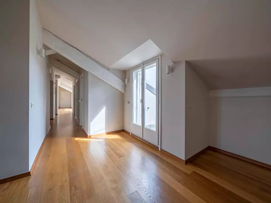 Immagine 59 di Appartamento in affitto  in Corso Vercelli1 a Milano