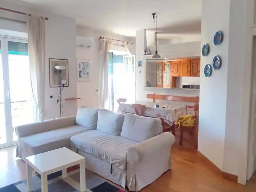 Immagine 6 di Appartamento in affitto  in Via Rodolfo Grimaldi Casta14 a Roma