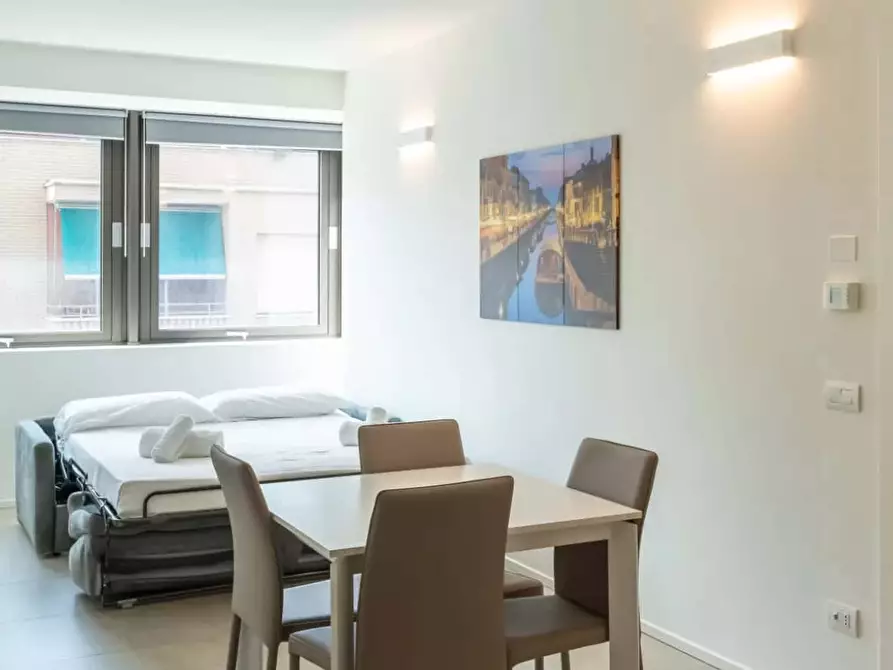 Immagine 36 di Appartamento in affitto  in Via Ippolito Rosellini2 a Milano