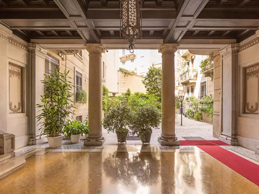 Immagine 19 di Appartamento in affitto  in Via Guido D'Arezzo8 a Milano