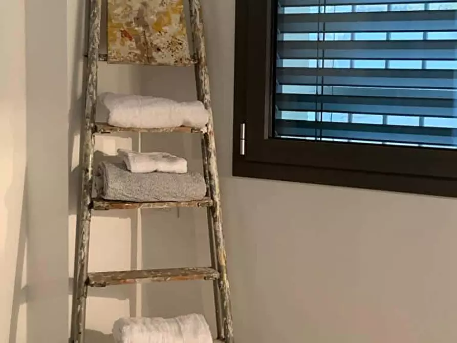 Immagine 16 di Appartamento in affitto  in Via Santo Garovaglio19 a Como