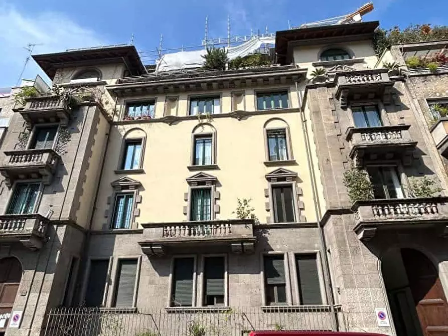 Immagine 2 di Appartamento in affitto  in Via Mauro Macchi33 a Milano