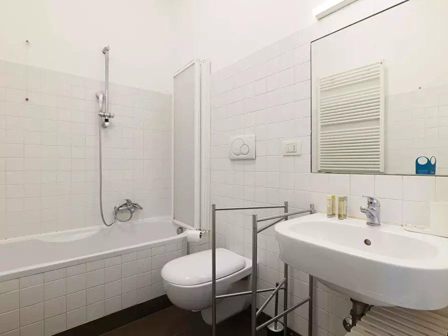Immagine 12 di Appartamento in affitto  in Corso Como3 a Milano