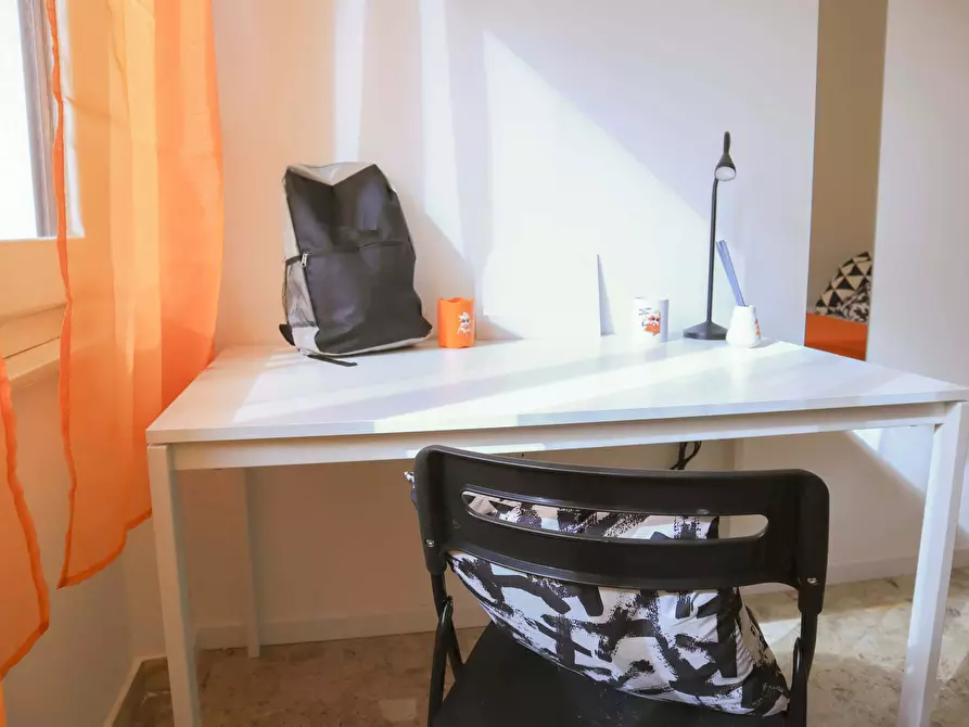 Immagine 5 di Camera in affitto  in Via Ludovico Ariosto11 a Cagliari