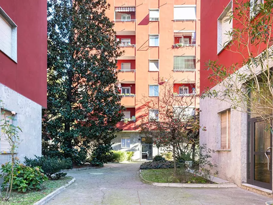 Immagine 24 di Appartamento in affitto  in Via Tavazzano10 a Milano