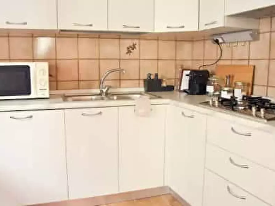 Immagine 4 di Appartamento in affitto  in Via Giuseppe Vitale56 a Cava De' Tirreni