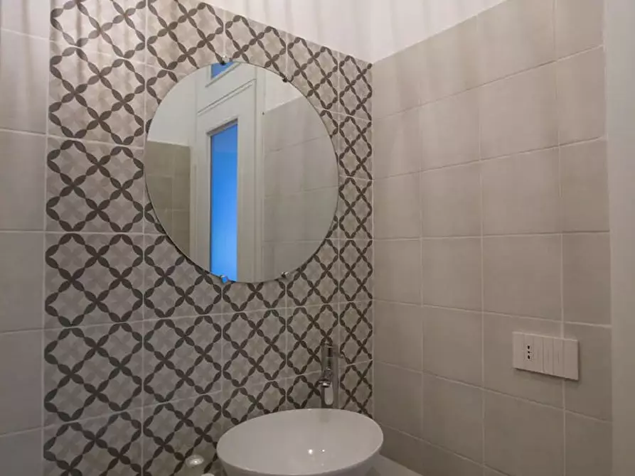 Immagine 3 di Appartamento in affitto  in Via dei Piatti8 a Milano