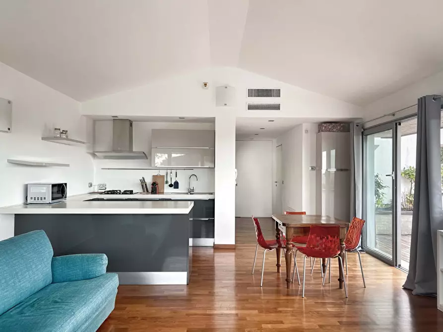 Immagine 1 di Appartamento in affitto  in Via Francesco Orsoni11 a Bologna