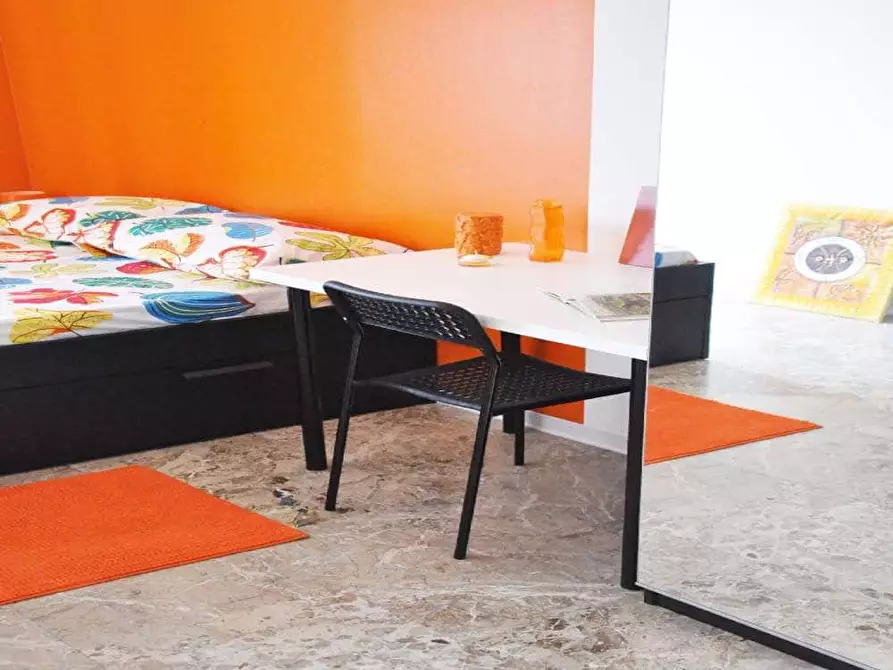 Immagine 2 di Camera in affitto  in Viale Molise65 a Milano