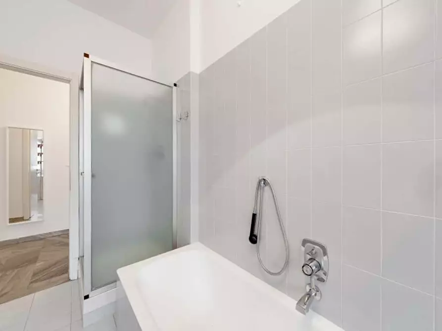 Immagine 7 di Camera in affitto  in Via Copernico51 a Milano