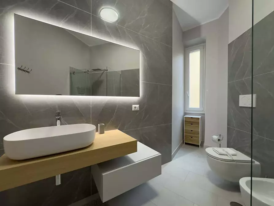 Immagine 24 di Appartamento in affitto  in Piazza Tommaso de Cristoforis1 a Roma