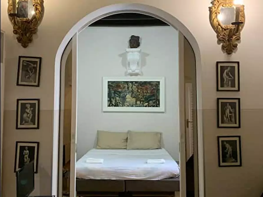 Immagine 1 di Appartamento in affitto  in Via dell'Archetto27 a Roma