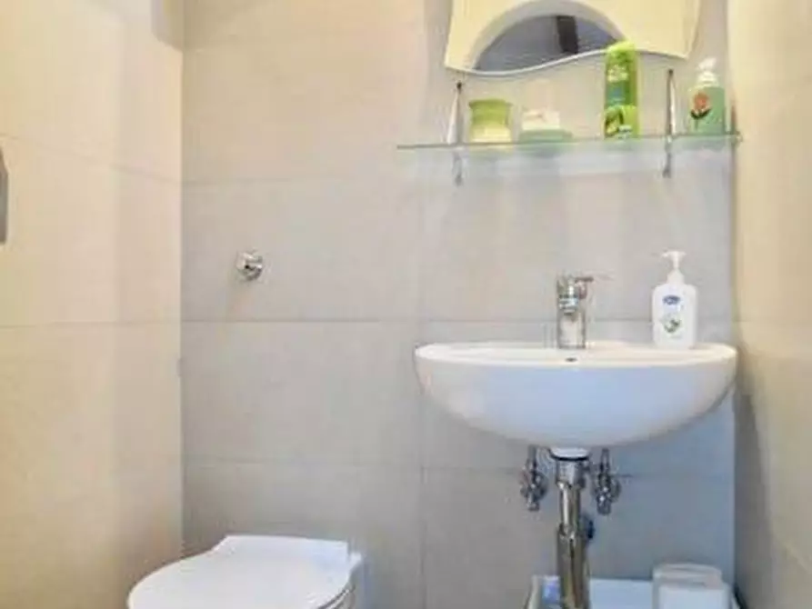 Immagine 10 di Appartamento in affitto  in Via dei Ramaglianti6 a Firenze