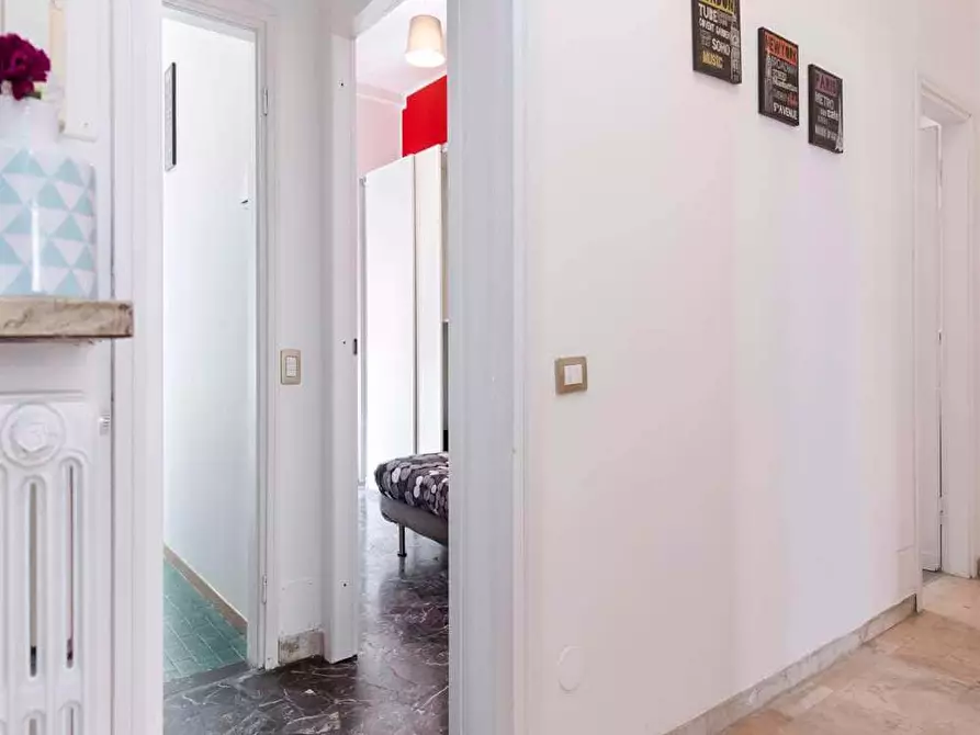 Immagine 8 di Camera in affitto  in Via Cosseria1 a Milano