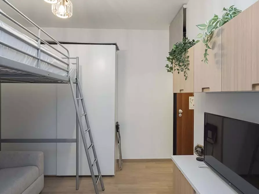 Immagine 8 di Appartamento in affitto  in Viale Lucania3 a Milano