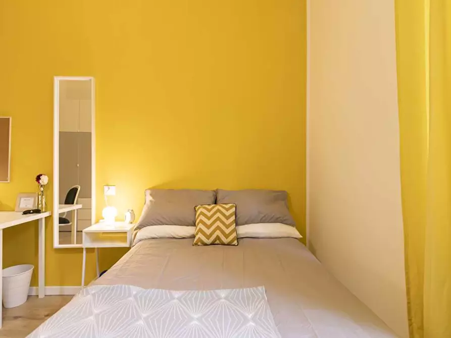 Immagine 6 di Camera in affitto  in Via Privata Parenzo6 a Milano