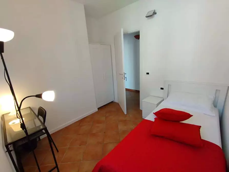 Immagine 6 di Camera in affitto  in Via Francesco Calzolari29 a Firenze