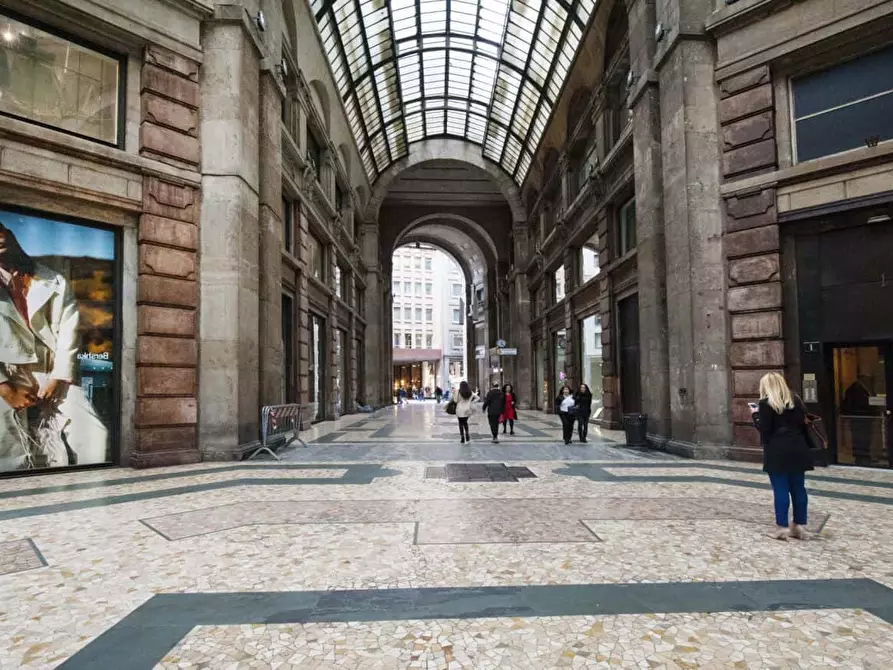 Immagine 14 di Appartamento in affitto  in Galleria del Corso2 a Milano