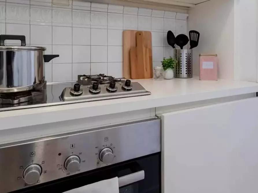 Immagine 49 di Appartamento in affitto  in Via Pontaccio a Milano