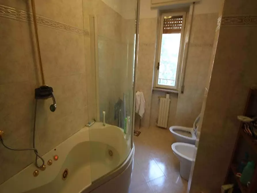 Immagine 10 di Camera in affitto  in Via Emilio De Marchi8 a Milano