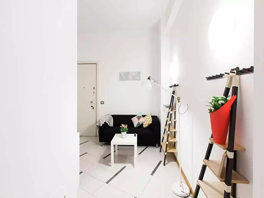 Immagine 66 di Camera in affitto  in Via Col Moschin1 a Milano