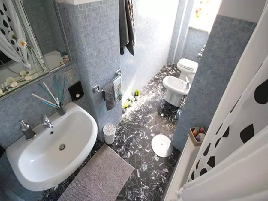 Immagine 37 di Camera in affitto  in Via Mauro Macchi44 a Milano