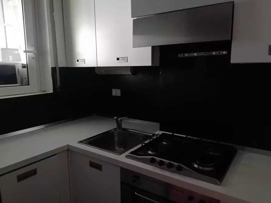 Immagine 3 di Camera in affitto  in Via Collecchio8 a Milano