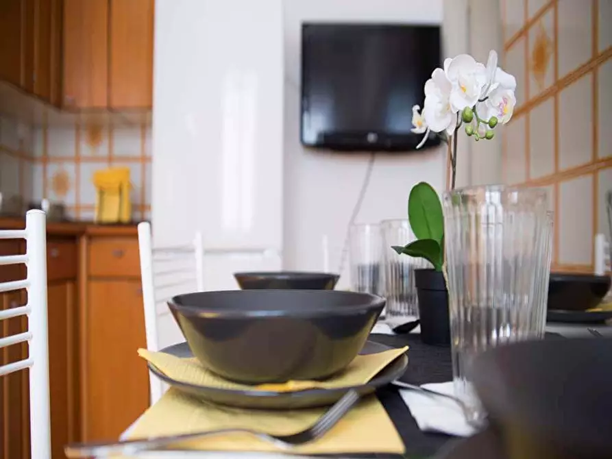 Immagine 30 di Camera in affitto  in Viale Legioni Romane5 a Milano