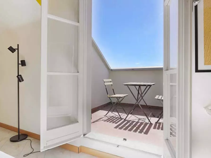 Immagine 8 di Camera in affitto  in Via Vigevano22 a Milano