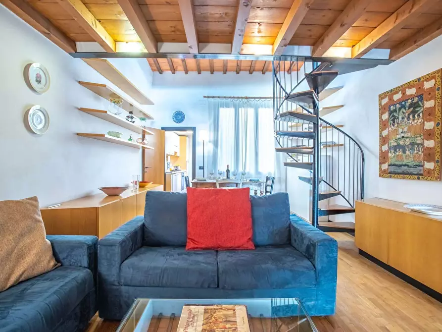 Immagine 19 di Appartamento in affitto  in Via del Castellaccio13 a Firenze