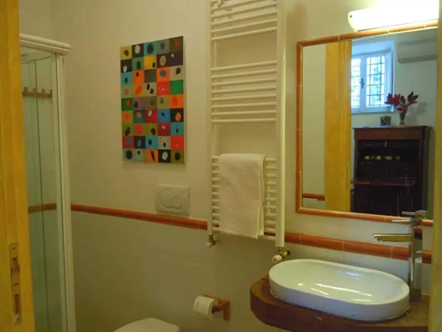 Immagine 14 di Appartamento in affitto  in Via Giulia173 a Roma