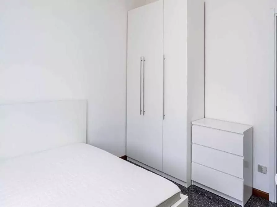 Immagine 3 di Camera in affitto  in Via Luca Ghini4 a Milano