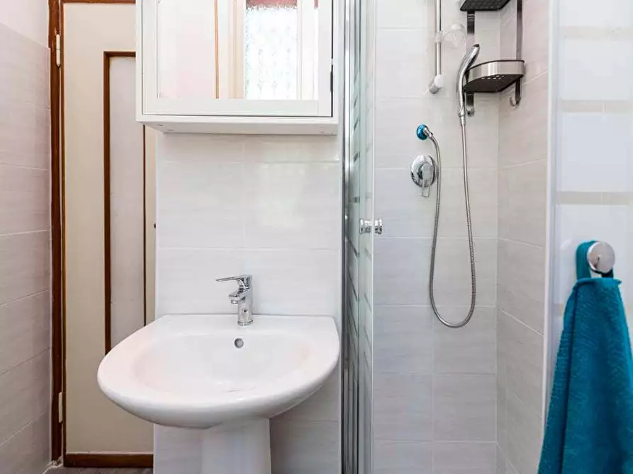 Immagine 8 di Camera in affitto  in Via Salvatore Barzilai6 a Milano