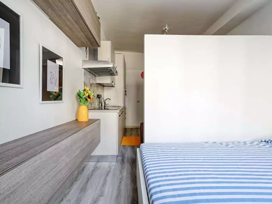 Immagine 4 di Camera in affitto  in Via Vigevano45 a Milano