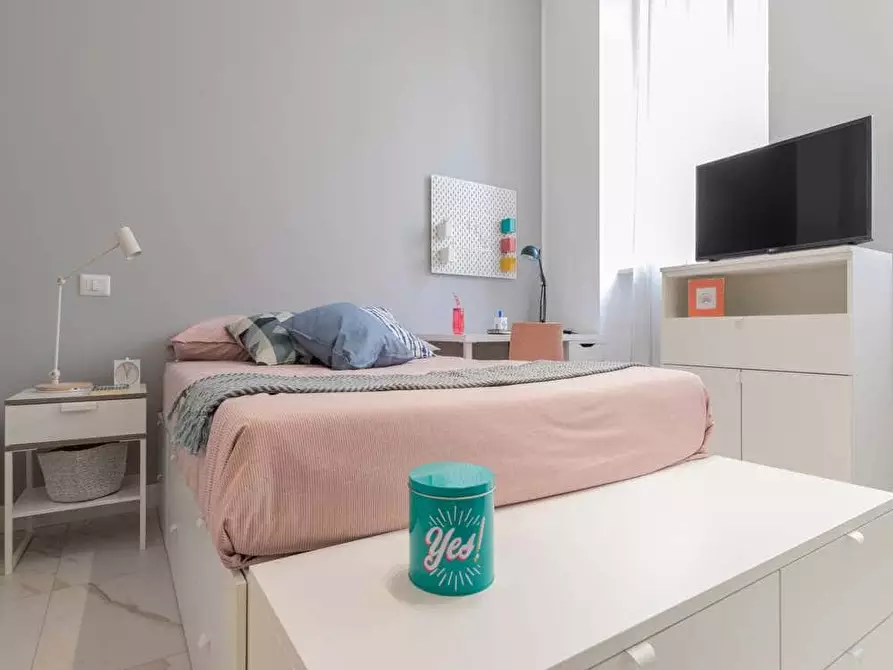 Immagine 2 di Camera in affitto  in Viale Bligny28 a Milano