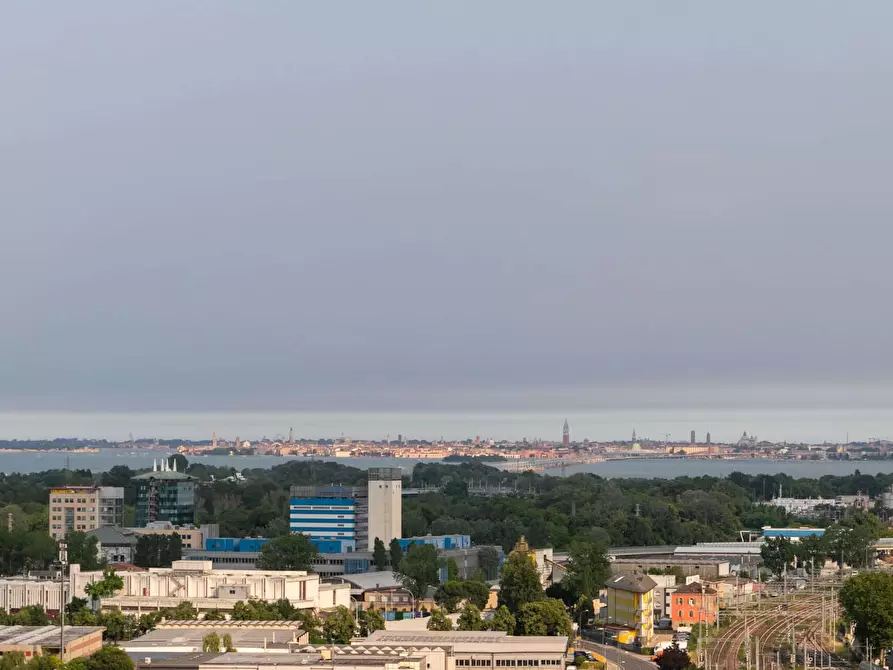 Immagine 20 di Appartamento in affitto  in Via Torino6 a Venezia