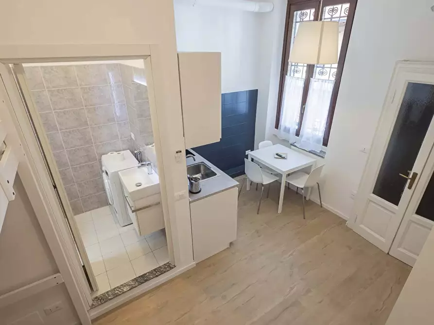 Immagine 17 di Appartamento in affitto  in Via Accademia53 a Milano