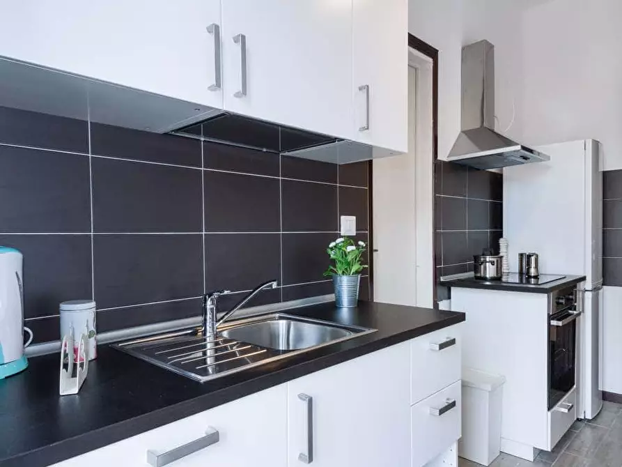 Immagine 12 di Camera in affitto  in Via Adele Martignoni2 a Milano