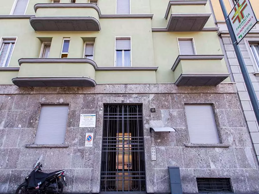 Immagine 15 di Camera in affitto  in Viale Giovanni da Cermenate18 a Milano