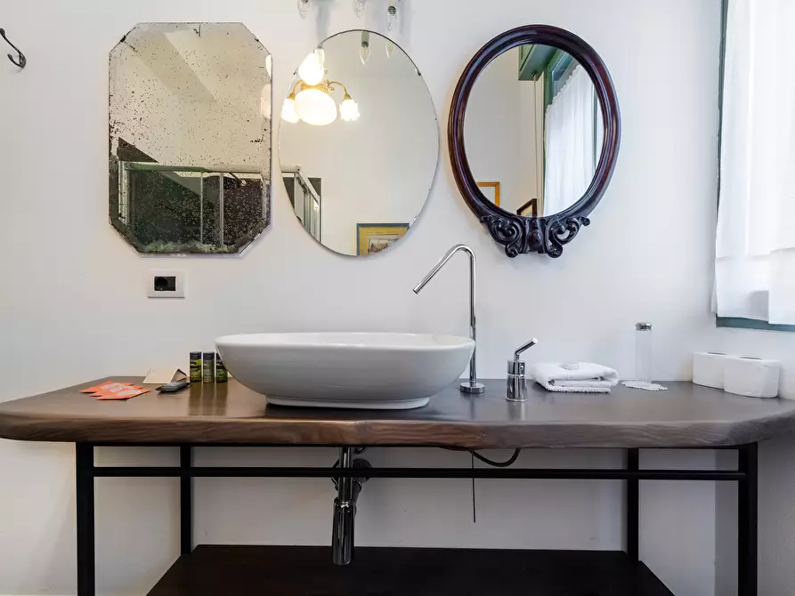 Immagine 27 di Appartamento in affitto  in Via del Borgo di San Pietro74 a Bologna