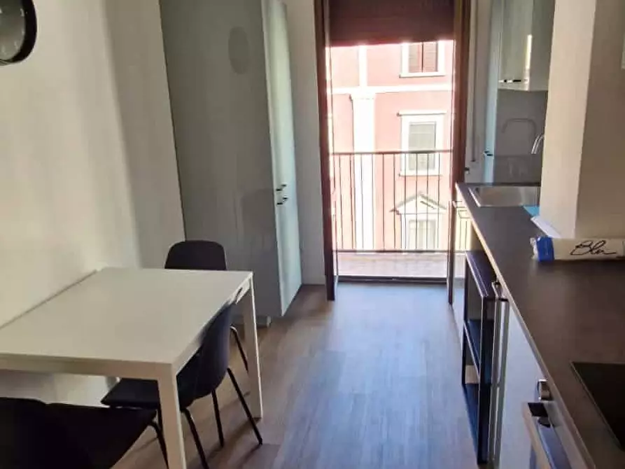 Immagine 2 di Appartamento in affitto  in Via Monte Piana5 a Milano