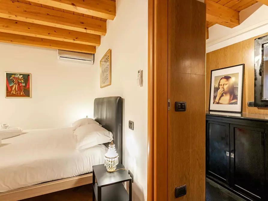 Immagine 2 di Appartamento in affitto  in Viale Lunigiana20 a Milano