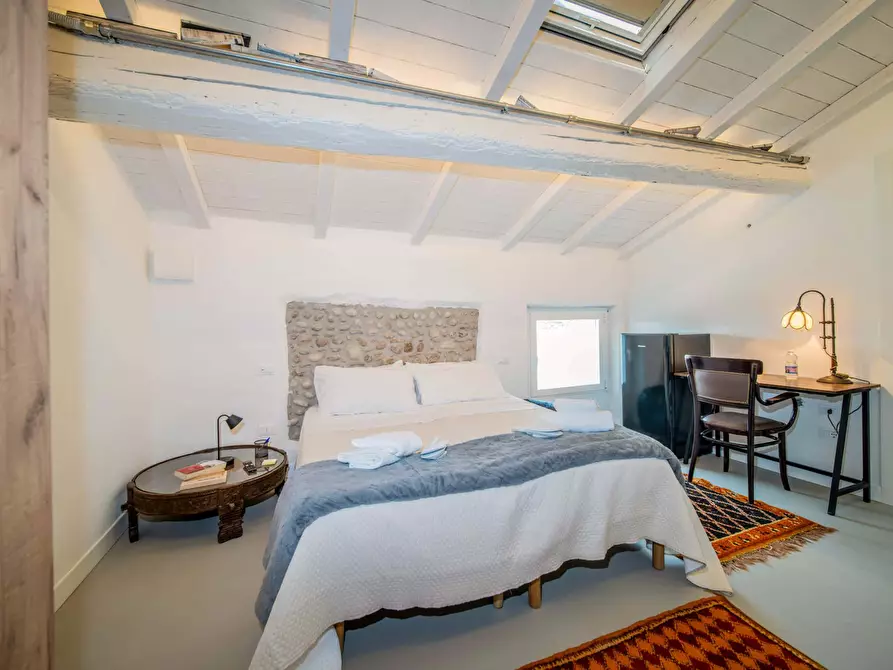 Immagine 4 di Camera in affitto  in Strada della Genovesa44 a Verona